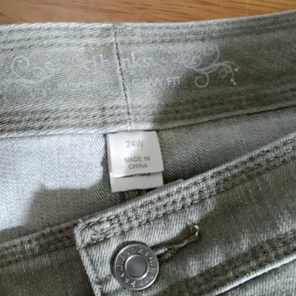 24W jeans Grey cj banks